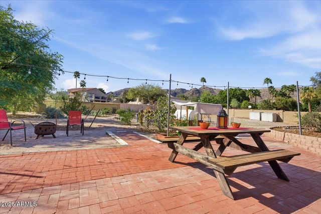 12054 S TONALEA Drive, Phoenix, AZ 85044