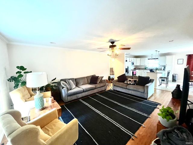 1954 Saint Lucia Drive, Newburgh, IN 47630