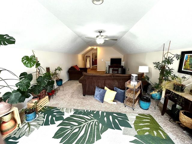 1954 Saint Lucia Drive, Newburgh, IN 47630