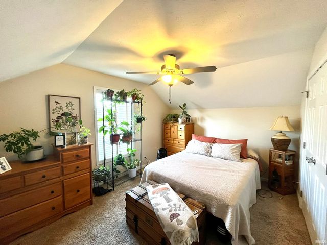 1954 Saint Lucia Drive, Newburgh, IN 47630