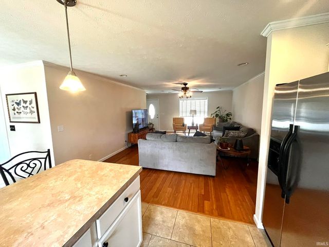 1954 Saint Lucia Drive, Newburgh, IN 47630