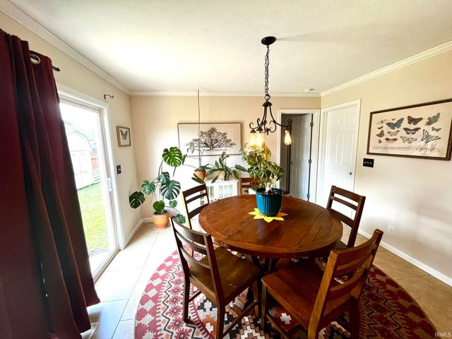 1954 Saint Lucia Drive, Newburgh, IN 47630