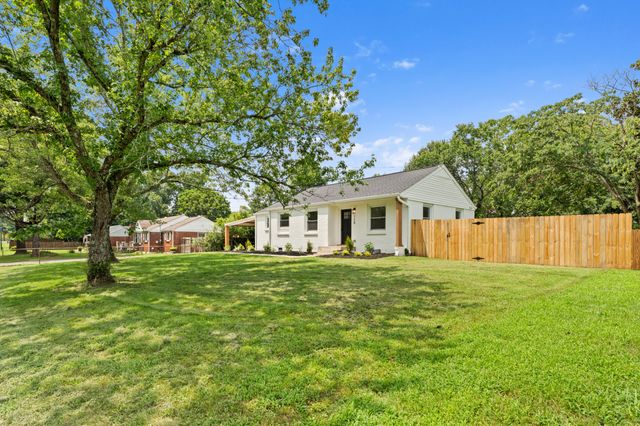 728 Evergreen Trl, Madison, TN 37115