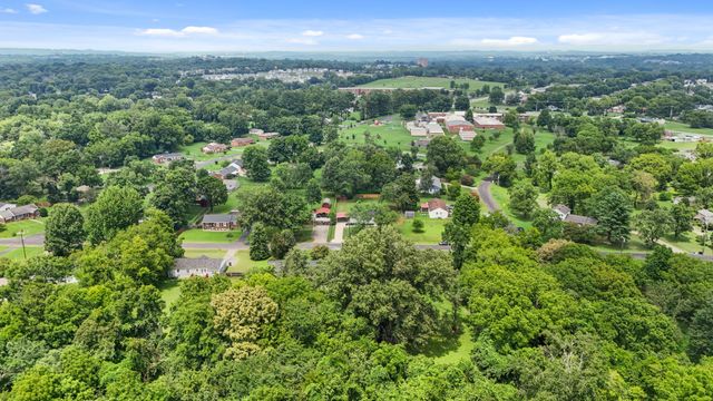 728 Evergreen Trl, Madison, TN 37115