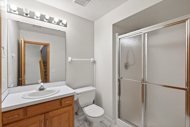 4134 Thornhill Lane, Vadnais Heights, MN 55127