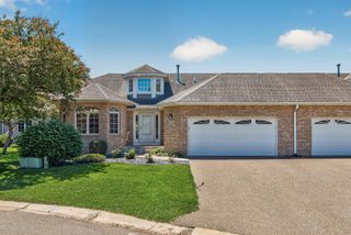 4134 Thornhill Lane, Vadnais Heights, MN 55127