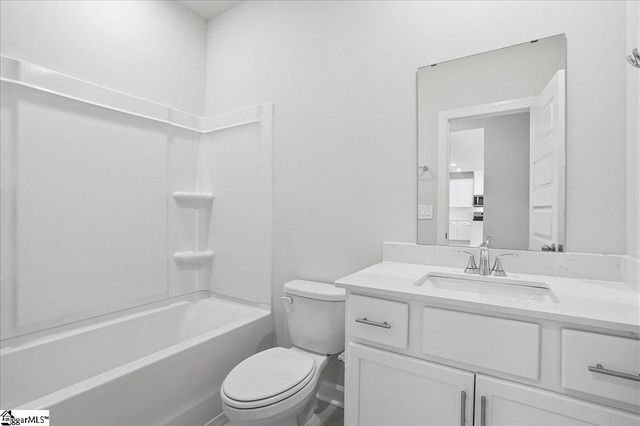 106 Gibbon Way, Gray Court, SC 29645