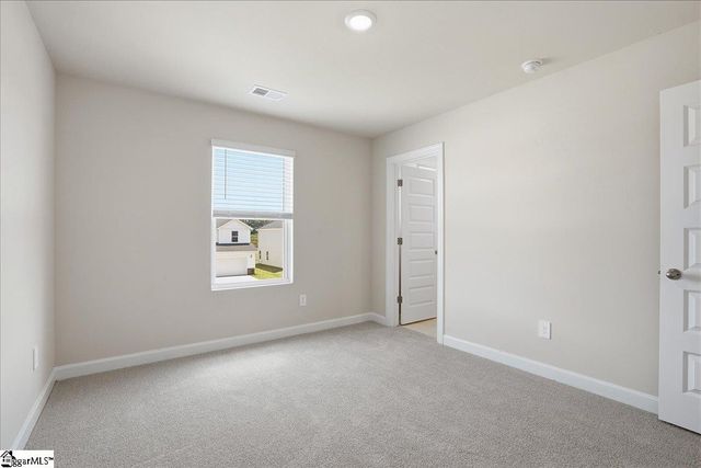 106 Gibbon Way, Gray Court, SC 29645