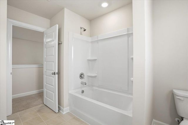 106 Gibbon Way, Gray Court, SC 29645