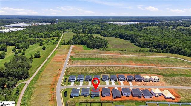 106 Gibbon Way, Gray Court, SC 29645