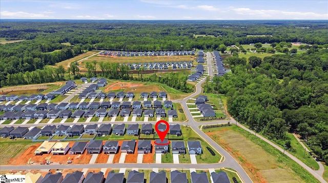 106 Gibbon Way, Gray Court, SC 29645