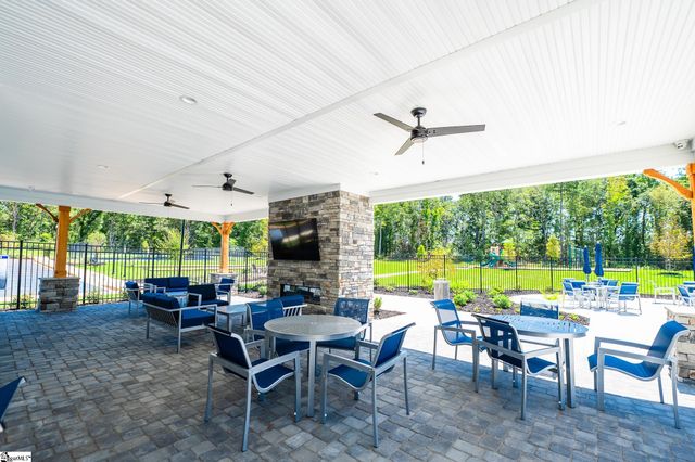 106 Gibbon Way, Gray Court, SC 29645
