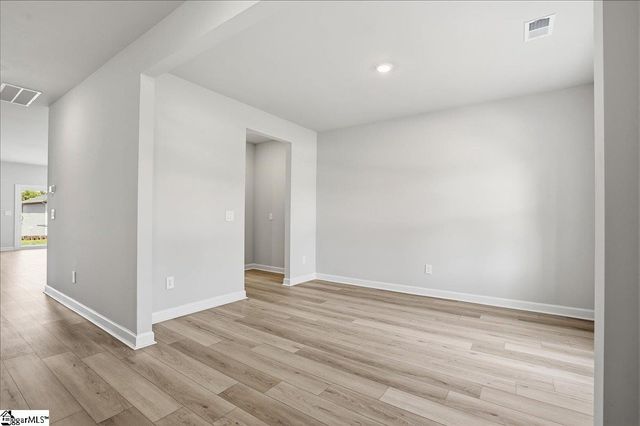 106 Gibbon Way, Gray Court, SC 29645