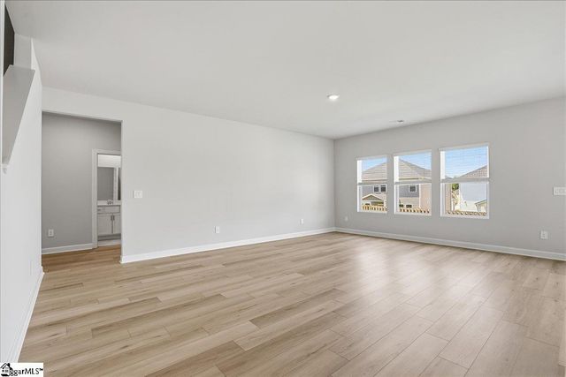 106 Gibbon Way, Gray Court, SC 29645