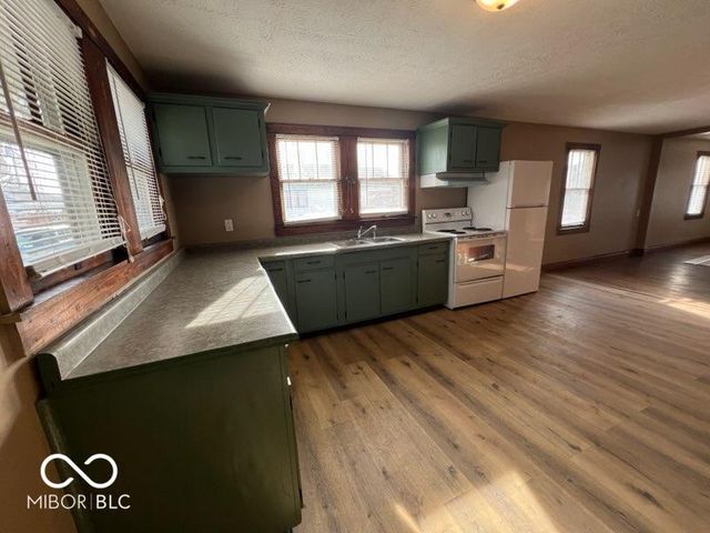 1324 S 21st Street, New Castle, IN 47362