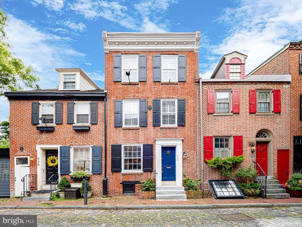 530 CYPRESS ST, Philadelphia, PA 19106