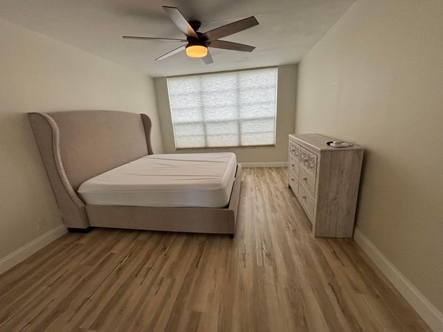 555 Oaks Lane 309, Pompano Beach, FL 33069