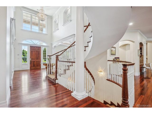 8717 Ridgepointe Dr, Castle Pines, CO 80108