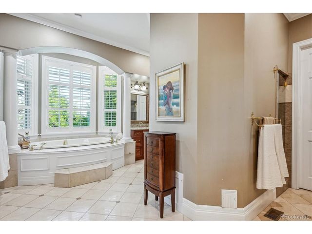 8717 Ridgepointe Dr, Castle Pines, CO 80108