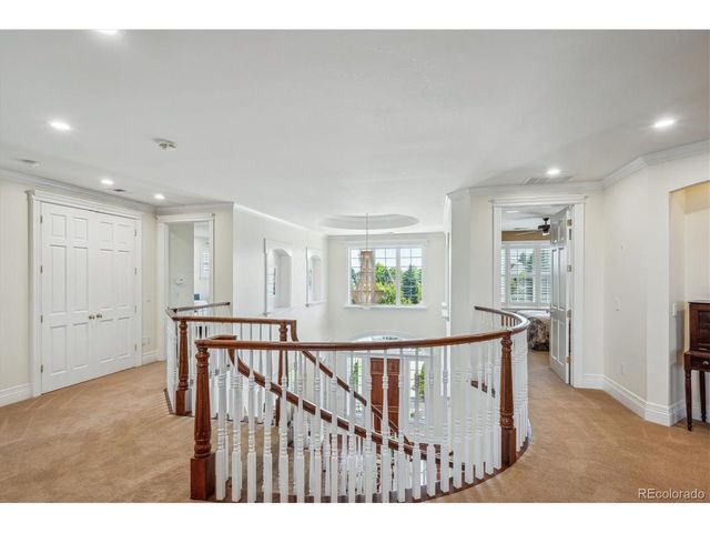 8717 Ridgepointe Dr, Castle Pines, CO 80108