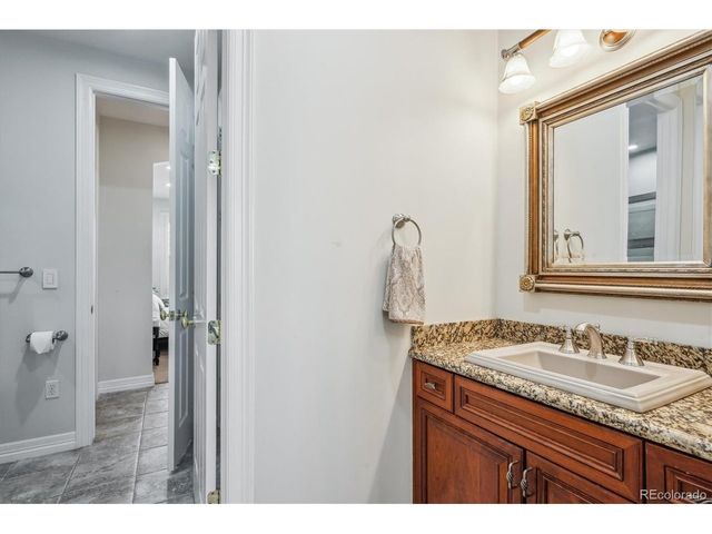 8717 Ridgepointe Dr, Castle Pines, CO 80108