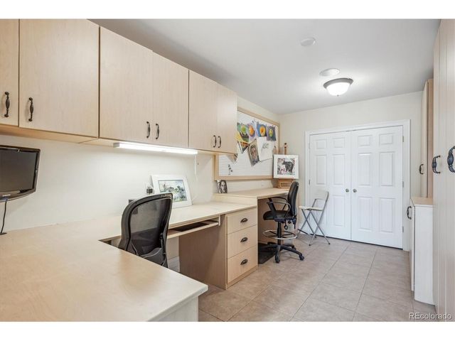 8717 Ridgepointe Dr, Castle Pines, CO 80108