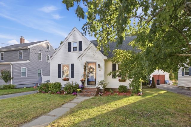 24 Vokes Terrace, Lynnfield, MA 01940