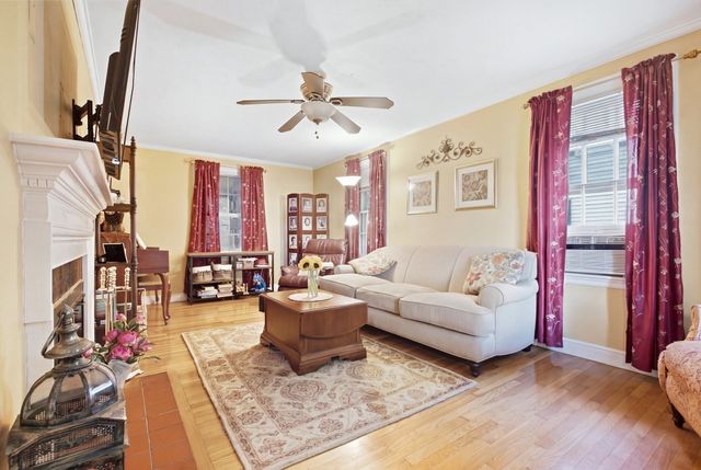 24 Vokes Terrace, Lynnfield, MA 01940