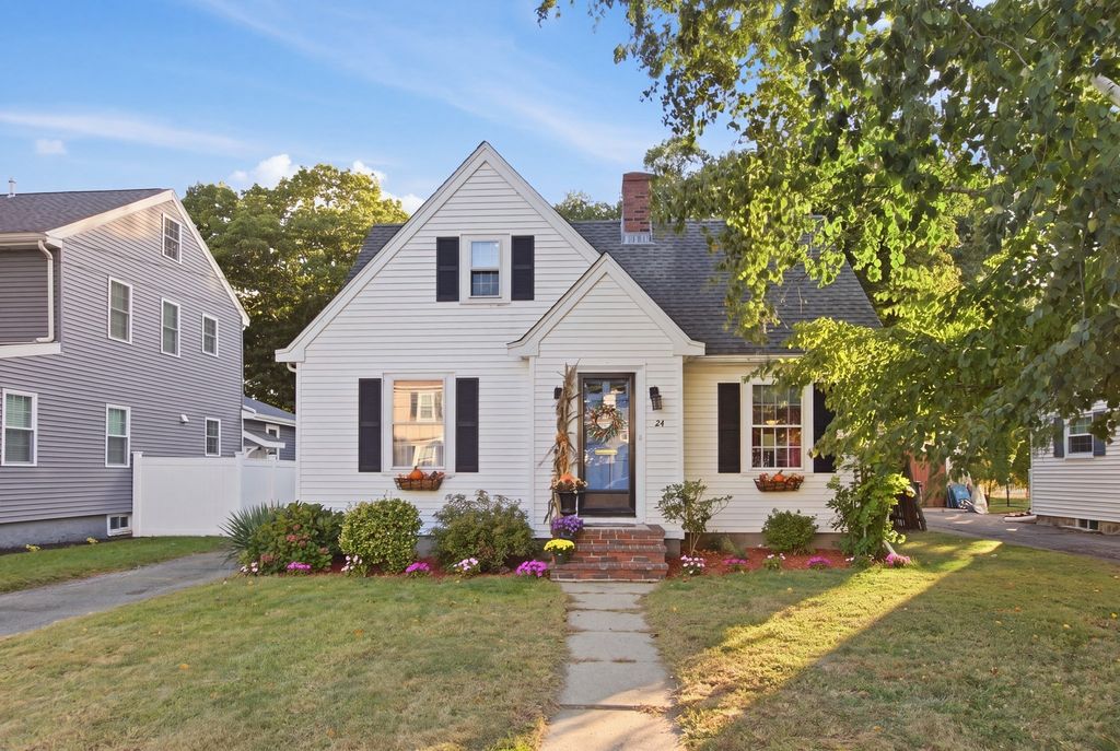 24 Vokes Terrace, Lynnfield, MA 01940