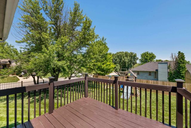 2524 N Button Bush Circle, Derby, KS 67037