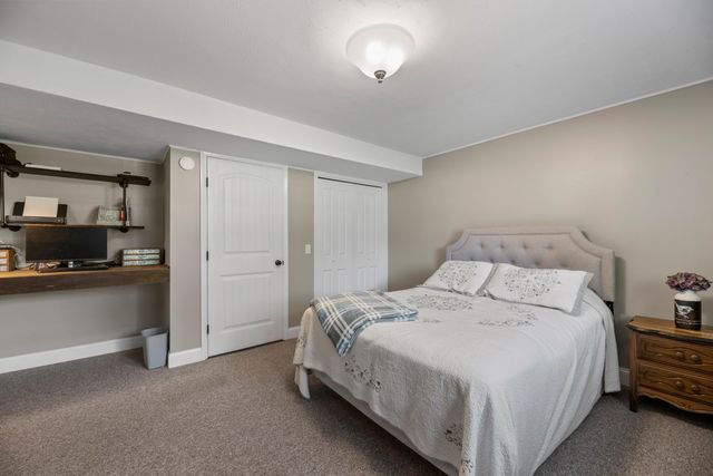 2524 N Button Bush Circle, Derby, KS 67037
