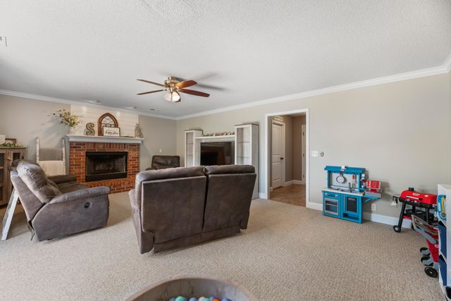 2524 N Button Bush Circle, Derby, KS 67037