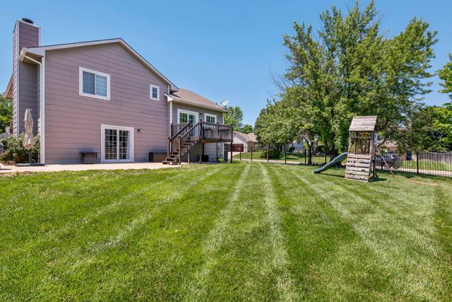 2524 N Button Bush Circle, Derby, KS 67037