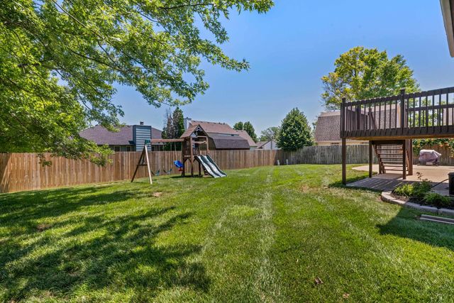 2524 N Button Bush Circle, Derby, KS 67037