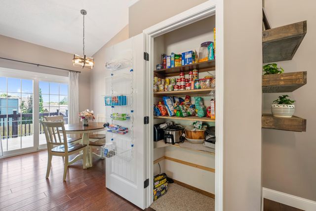 2524 N Button Bush Circle, Derby, KS 67037