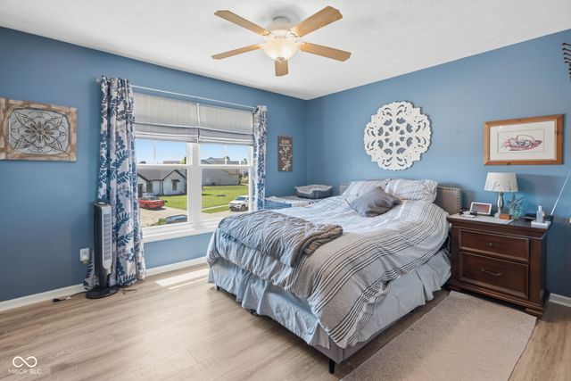 556 Alton Drive, Greenwood, IN 46143