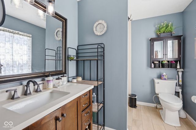 556 Alton Drive, Greenwood, IN 46143