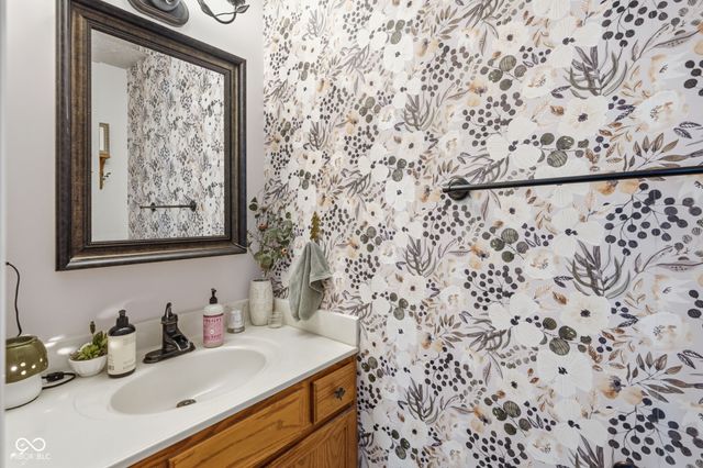 556 Alton Drive, Greenwood, IN 46143
