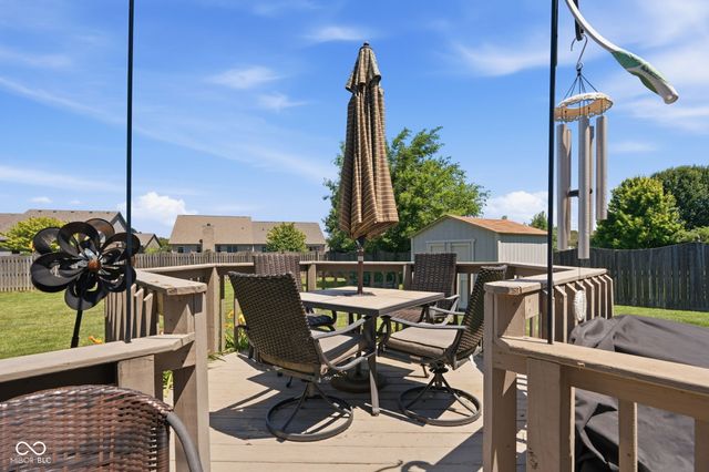 556 Alton Drive, Greenwood, IN 46143