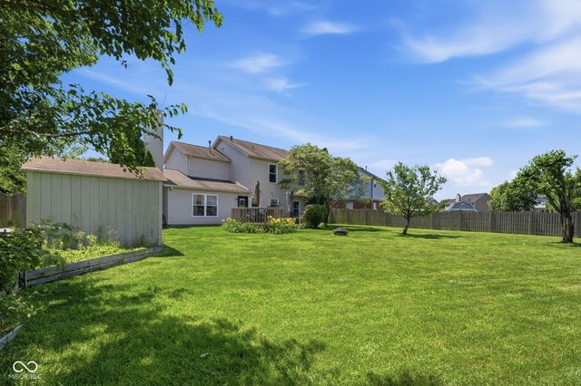 556 Alton Drive, Greenwood, IN 46143
