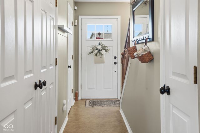 556 Alton Drive, Greenwood, IN 46143