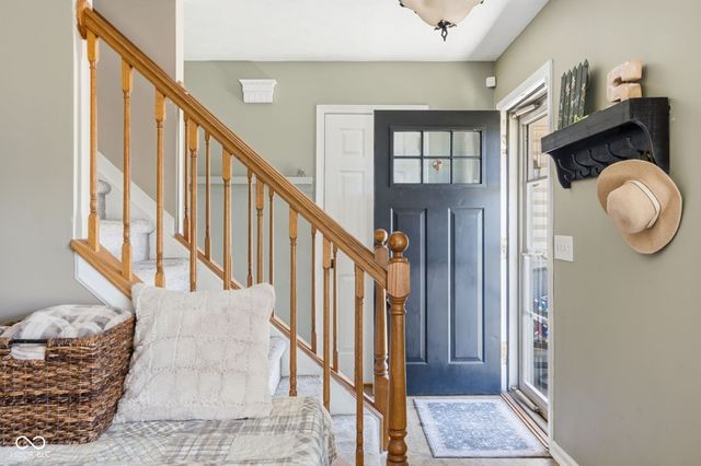 556 Alton Drive, Greenwood, IN 46143