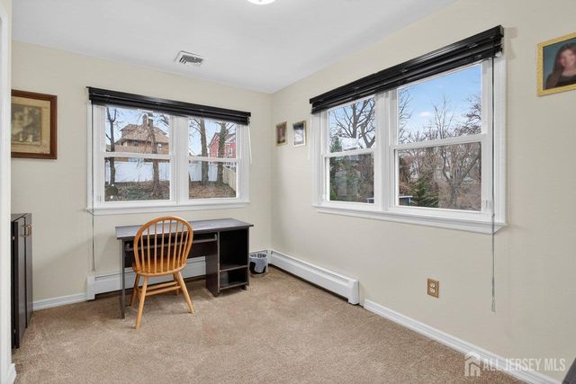 49 Metuchen Avenue, Woodbridge Proper, NJ 07095