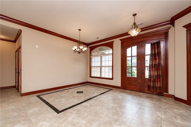 3902 SW Banbury Drive, Bentonville, AR 72712