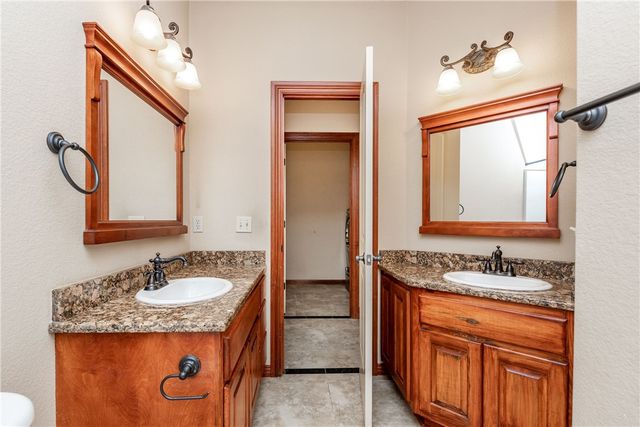 3902 SW Banbury Drive, Bentonville, AR 72712