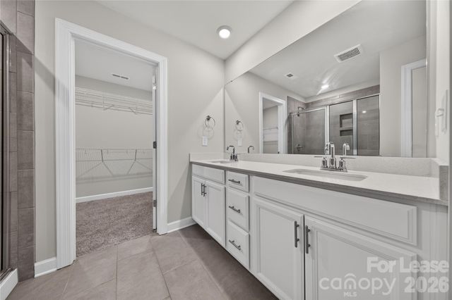 13222 Kenworth Road, Charlotte, NC 28278