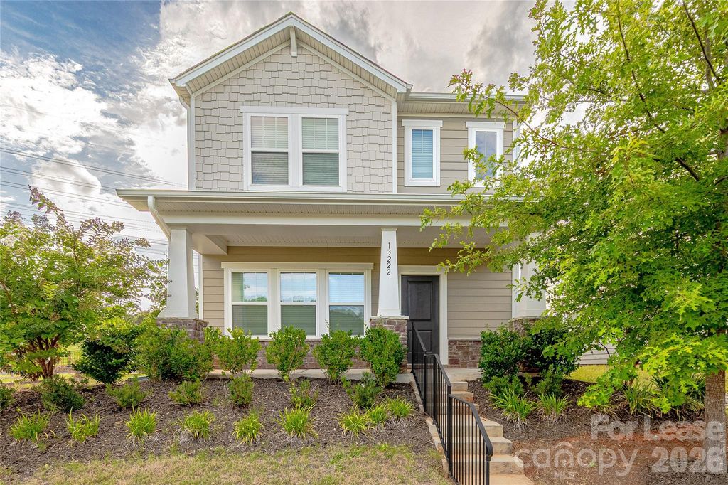 13222 Kenworth Road, Charlotte, NC 28278