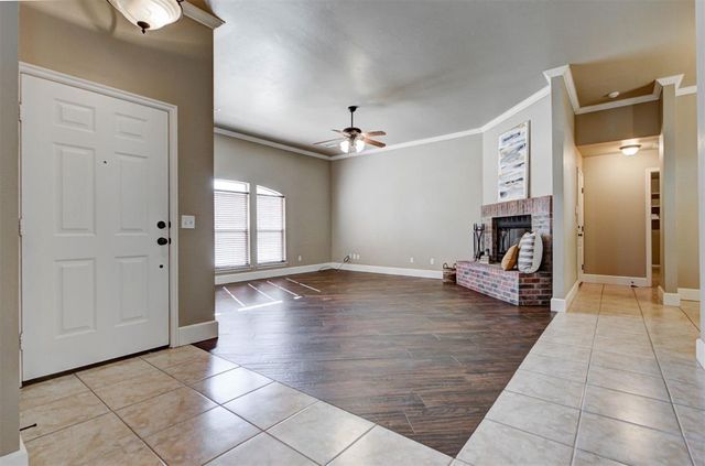 8687 Long Spur Trail, Edmond, OK 73034