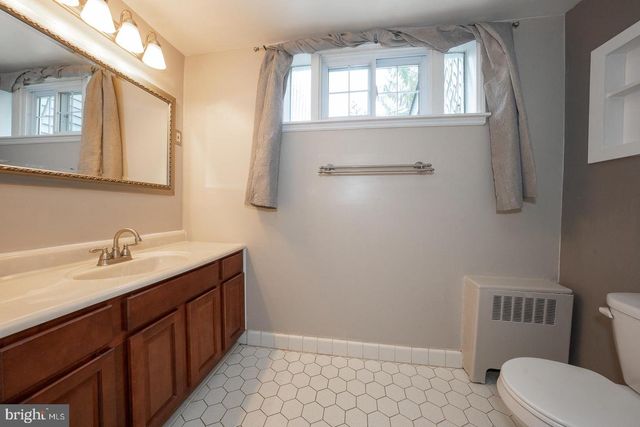 1 BRAXTON RD., Bryn Mawr, PA 19010