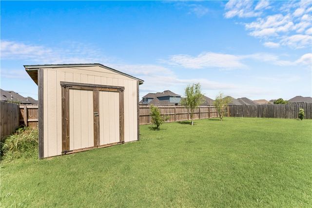1805 Bergman Road, Pea Ridge, AR 72751